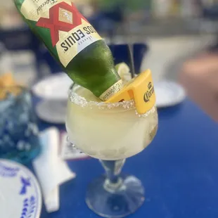 Margarita with dos xx