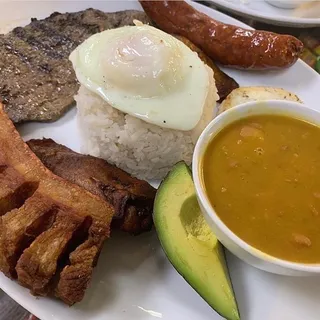 Bandeja Paisa