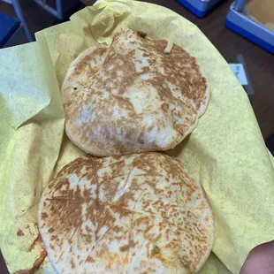 Gordita de Queso y Rajas and Papas con Queso en Verde