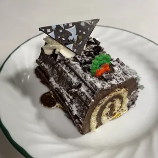 Buche Bche De Nol chocolate (Yule Log) individual serving