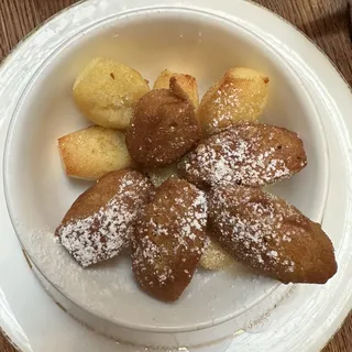 MINI MADELEINES