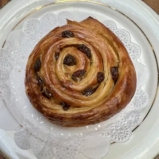 Pain Aux Raisins
