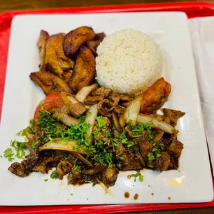 Lomo Saltado