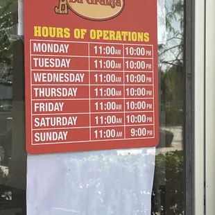 Great hours when you work and it&apos;s nice to have drive thru.