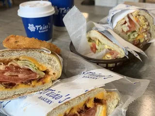 Taino's Bakery & Deli
