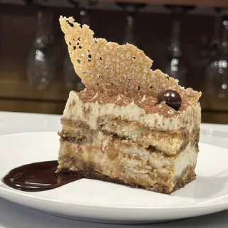 Tiramisu Cake