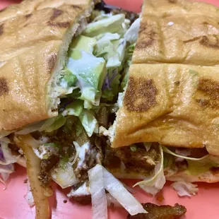 Torta Clásica Al Pastor (close-up)
