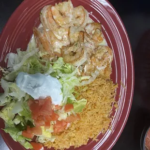 a plate of mexican food
