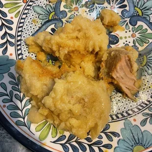 Super gross, very mushy. Waited 30 mins for this &amp; they did not have enough meat. Don&apos;t not get there tamales.