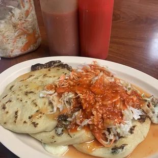 Pupusas de Queso y Loroco