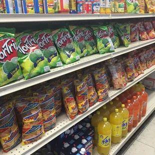 Tortrix, Diana, Tiky