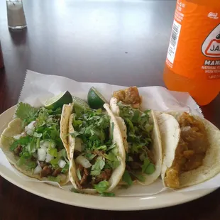 I had 1 chicharron verde and 3 fajita it was ok nothing to wright back home about