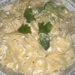 Fettuccine Alfredo Platter Dinner