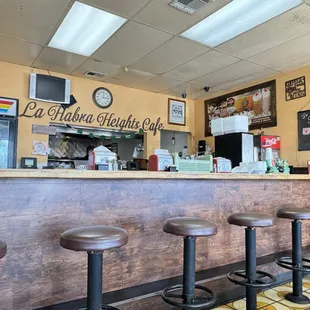 Counter seating