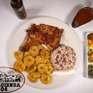 Grilled chicken with tostones!!!
