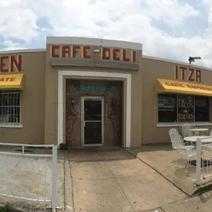 the outside of the restaurant