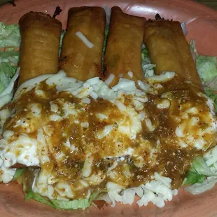 Taquito lunch plate