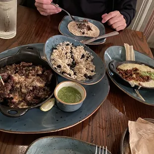 Queso Fundido, Alambre De Res