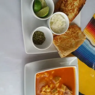 Viernes y Sabado riquisimo menudo!!!!