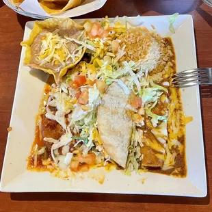 La Hacienda Mexican Restaurant - Combination #17, Enchilada, Chili Relleno, and Taco