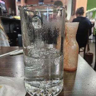 Big drink cup for thirsty travelers