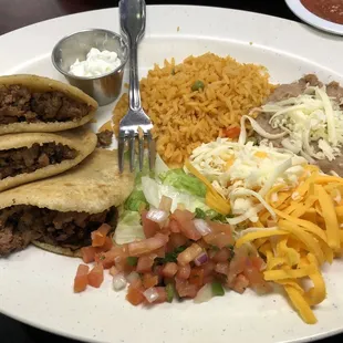Beef sopes