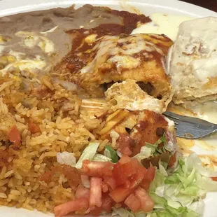 a plate of mexican food