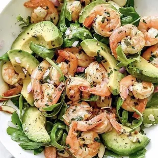 Shrimp and avocado salad with balsamic-lime vingeratte