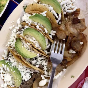 A taco order comes with 6 street tacos -- ordered bistec and fajita