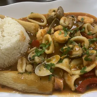 La Hacienda Peruvian Food