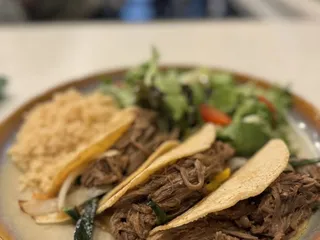 Tequileros Kitchen & Craft Cocktails