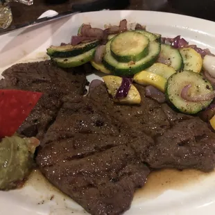 Carne plate with veggies