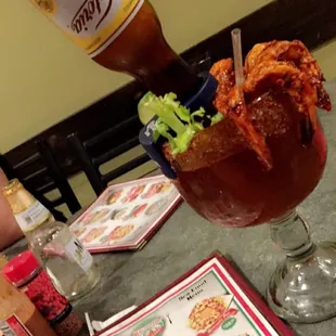 Al 100%..!!corridos drinks and food....