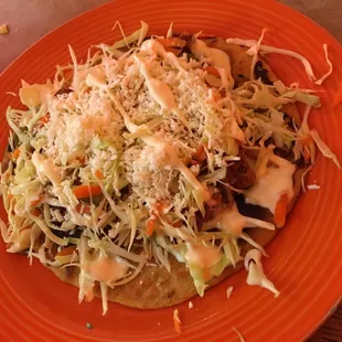 Pupusa con deshebrada