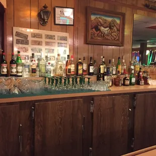 Full bar