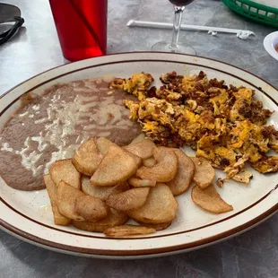 Chorizo and egg potato's beans.
