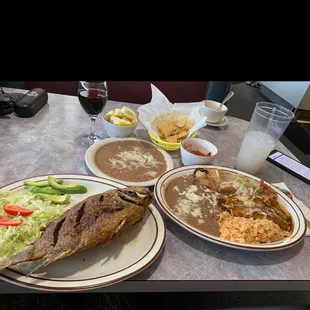 Yummy anniversary lunch..