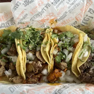 Barbacoa, Pastor, Carnitas, Carne Asada Taco's - Delicious !!!