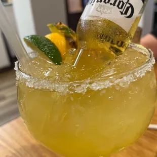 a margarita in a glass
