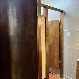 Women&apos;s restroom