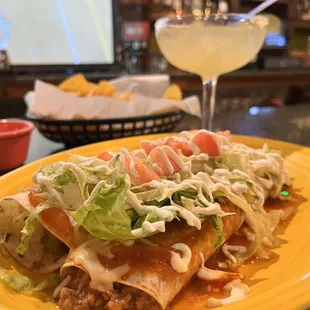 a plate of mexican food