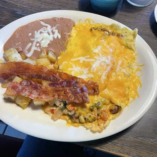 Stuffed omelette with a side of bacon