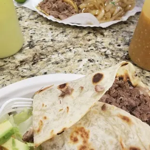 Sincronizada y orden de tacos.