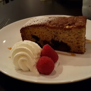 Mixed berry banana cake