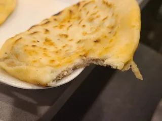 Pupusas Y Tacos Los Reyes