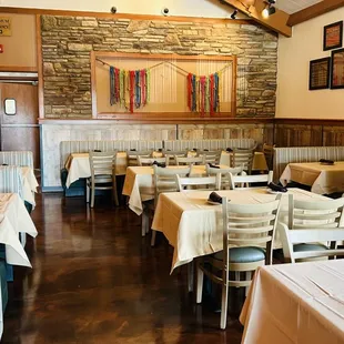 sushi and sashimi, interior