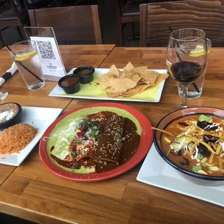 Trio Enchiladas