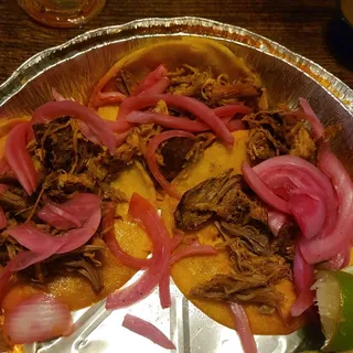Cochinita Pibil Taco