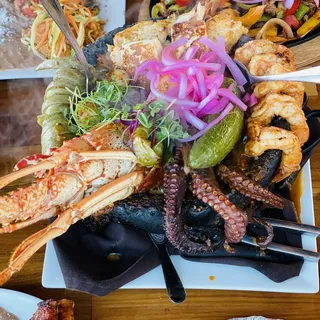 Molcajete de Mariscos