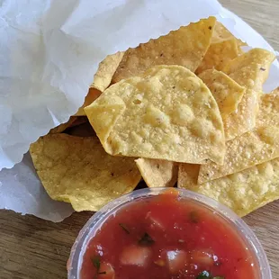 Free chips were great, pico was watery